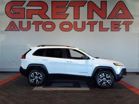 White 2017 Jeep Cherokee Trailhawk for sale in Gretna, NE