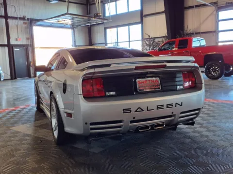 More photos of 2005 Ford Mustang GT Premium at Gretna Auto Outlet, NE
