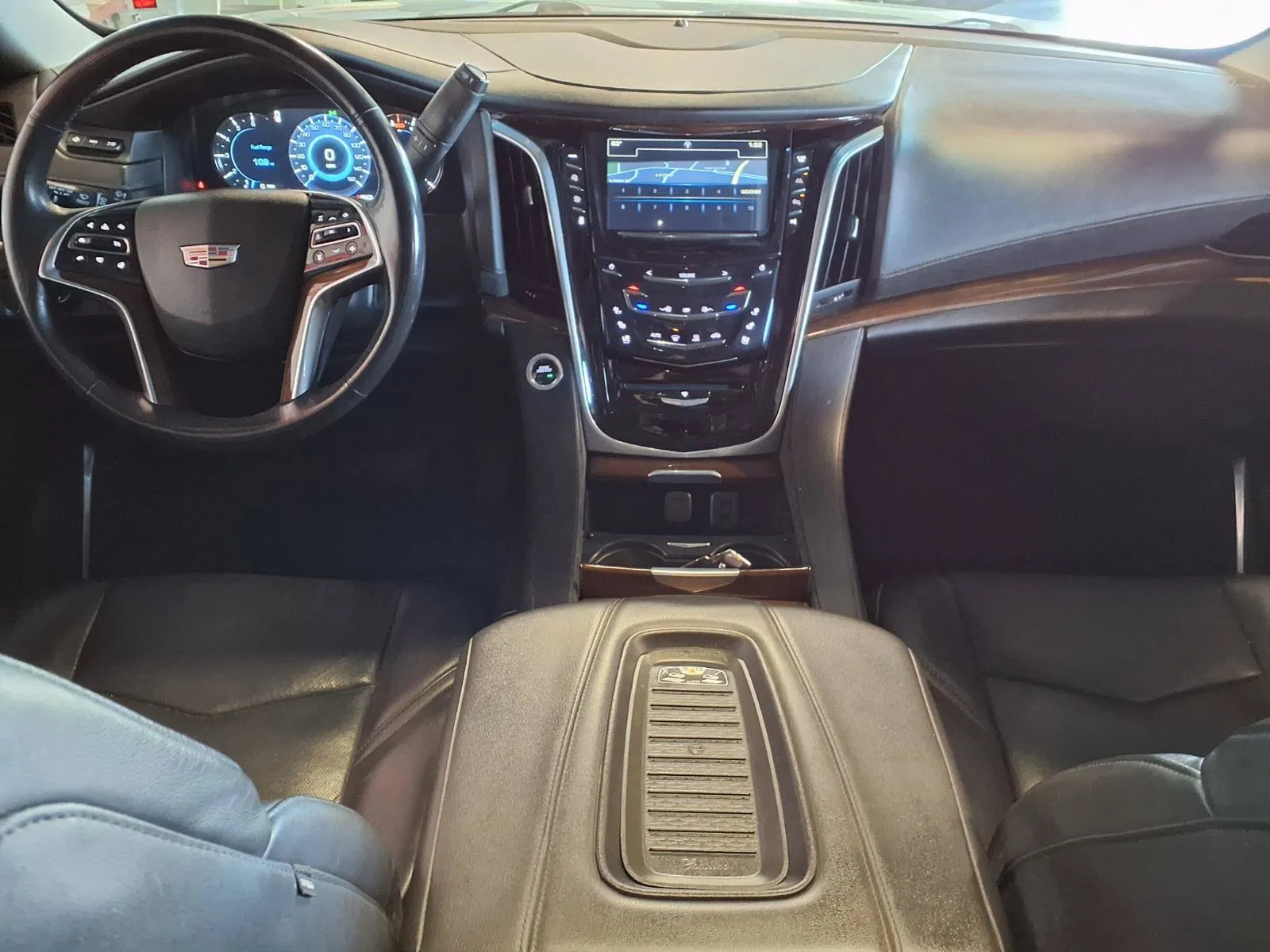 Cadillac Escalade photo 19