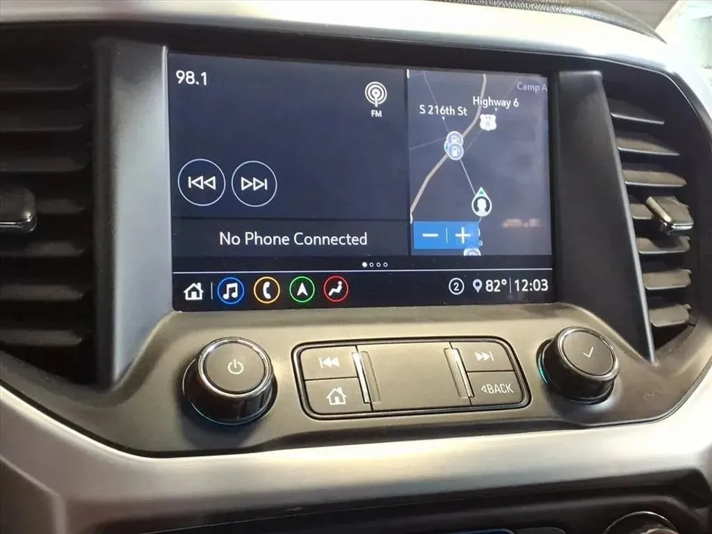 GMC Acadia photo 21