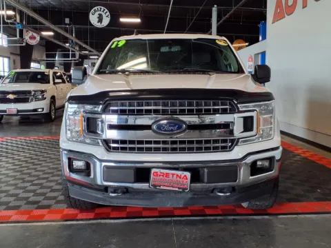 Photos of 2019 Ford F-150 XLT for sale in Gretna, NE at Gretna Auto Outlet