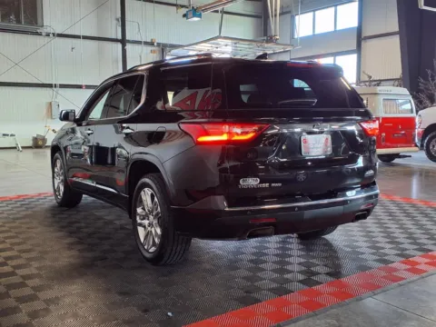 More photos of 2021 Chevrolet Traverse High Country at Gretna Auto Outlet, NE