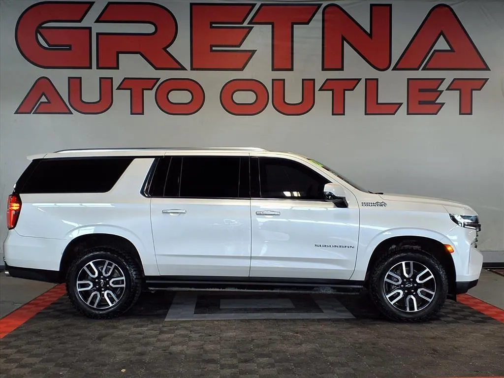 White 2021 Chevrolet Suburban High Country for sale in Gretna, NE