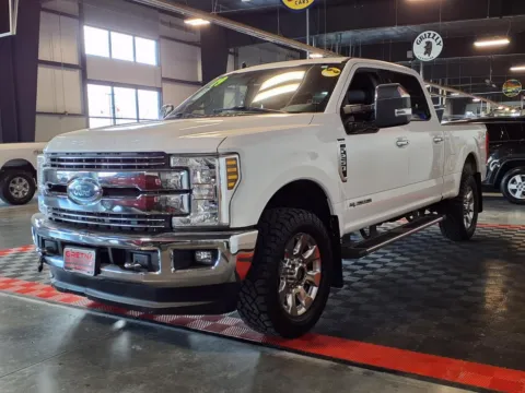 Another view of 2019 Ford F-250 Super Duty Lariat for sale in Gretna, NE at Gretna Auto Outlet