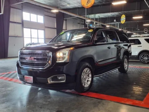Another view of 2019 GMC Yukon XL SLT for sale in Gretna, NE at Gretna Auto Outlet