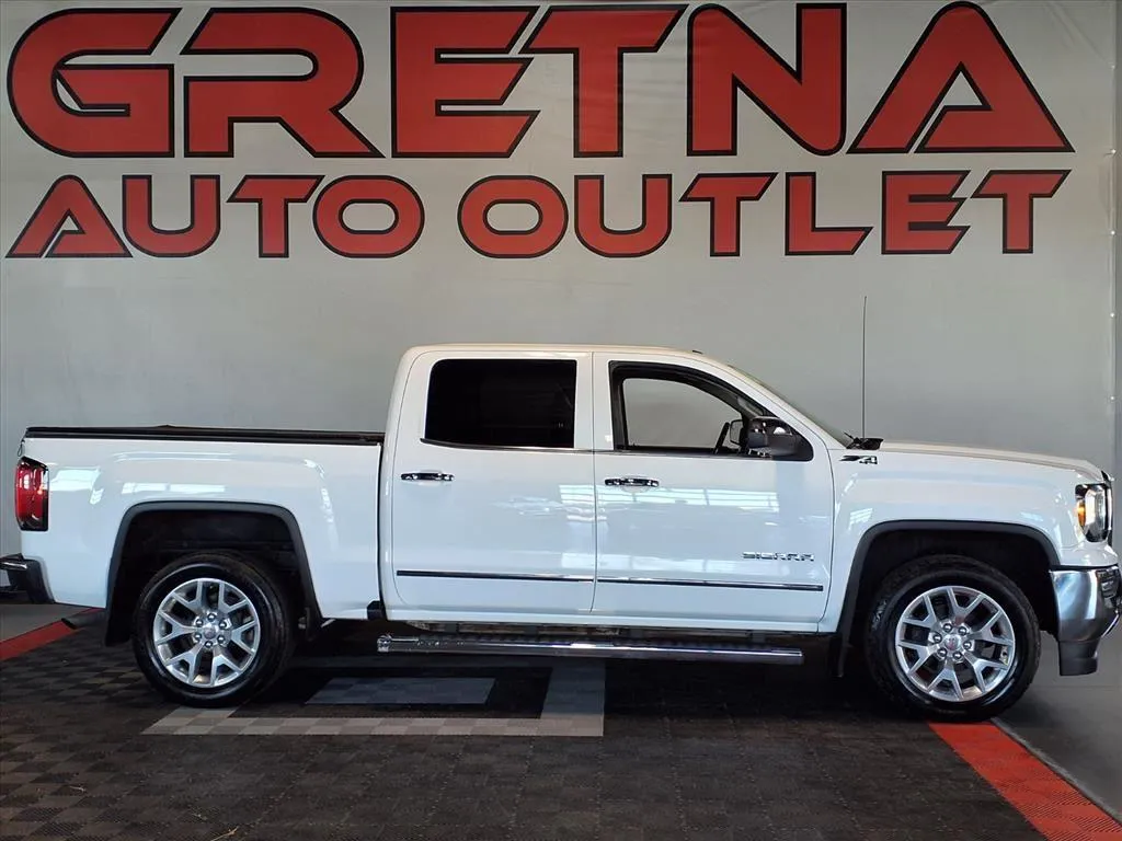 White 2018 GMC Sierra 1500 SLT for sale in Gretna, NE