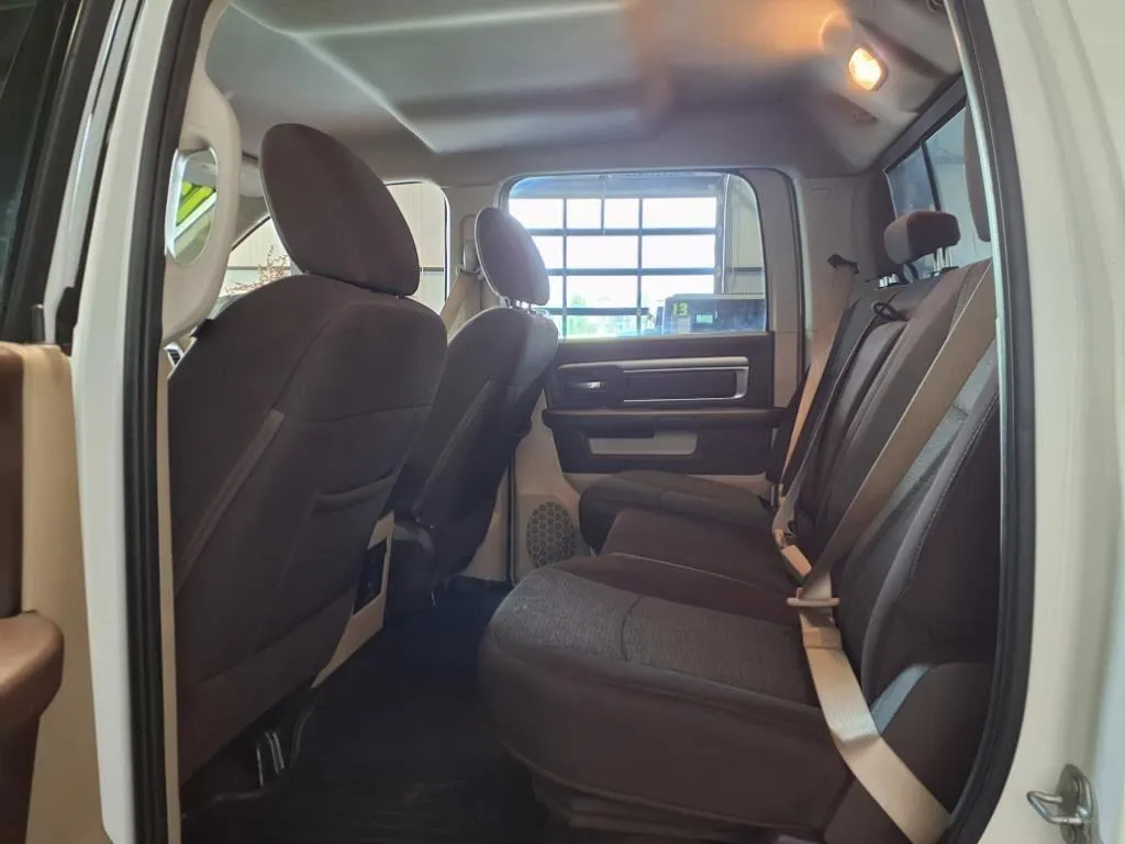 2017 RAM Ram 1500 Pickup Big Horn - Photo 12
