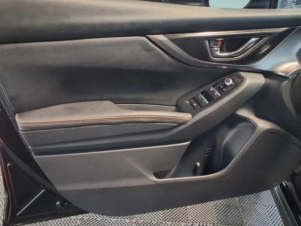 Subaru Crosstrek photo 17