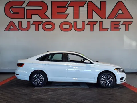 White 2019 Volkswagen Jetta SE for sale in Gretna, NE