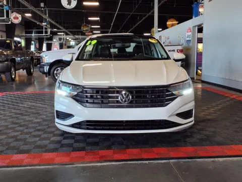 Photos of 2019 Volkswagen Jetta SE for sale in Gretna, NE at Gretna Auto Outlet