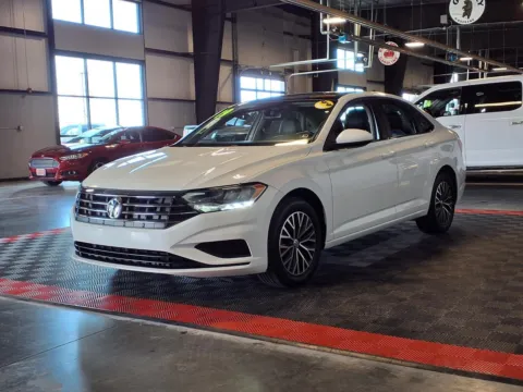 Another view of 2019 Volkswagen Jetta SE for sale in Gretna, NE at Gretna Auto Outlet