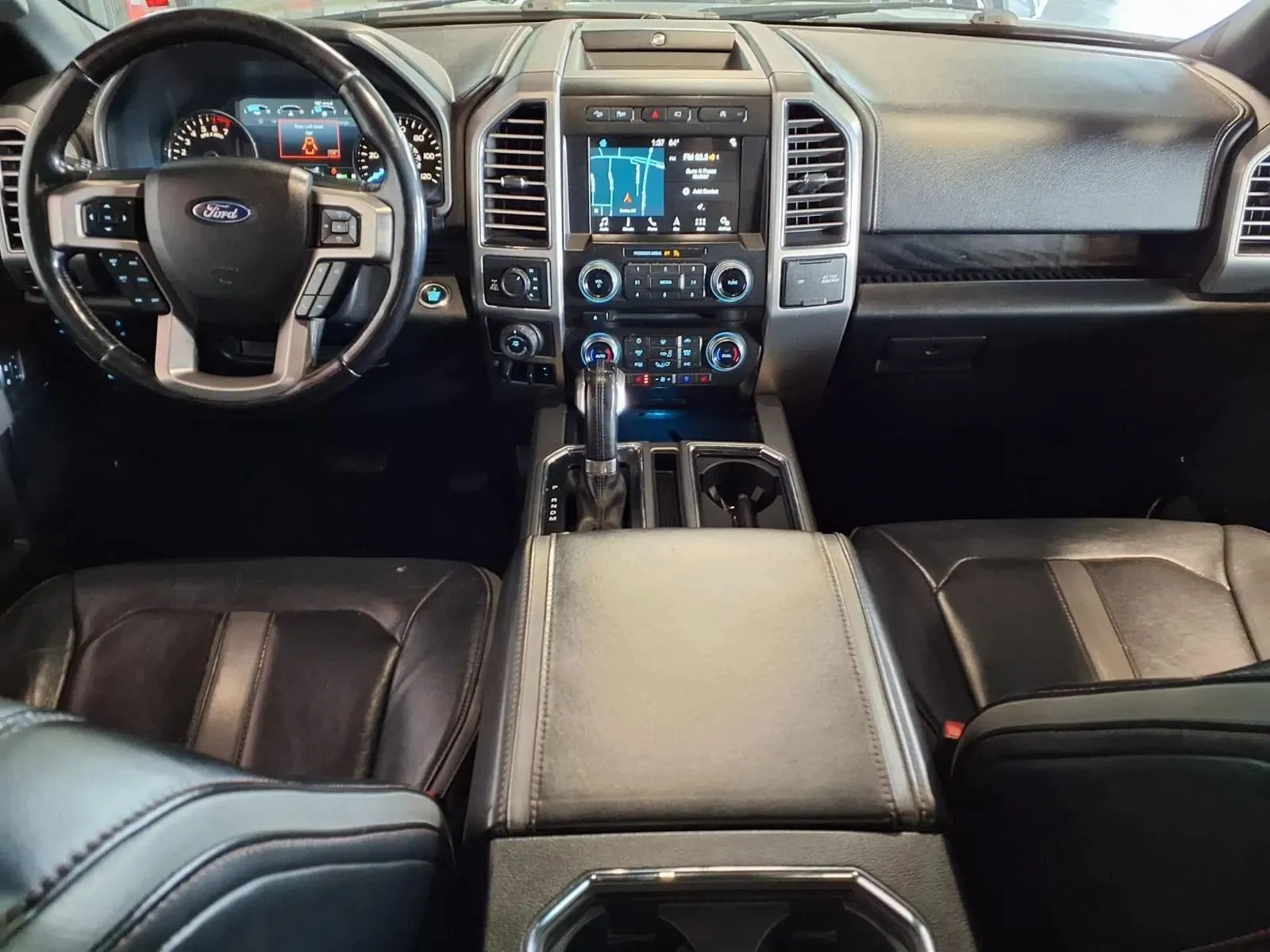 Ford F-150 photo 17