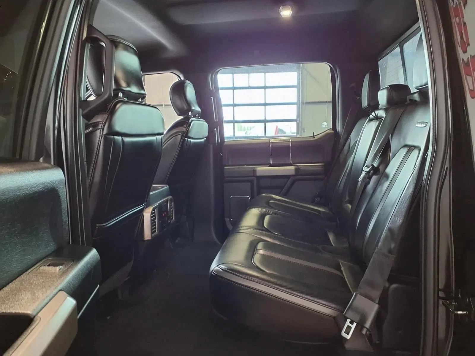 Ford F-150 photo 14