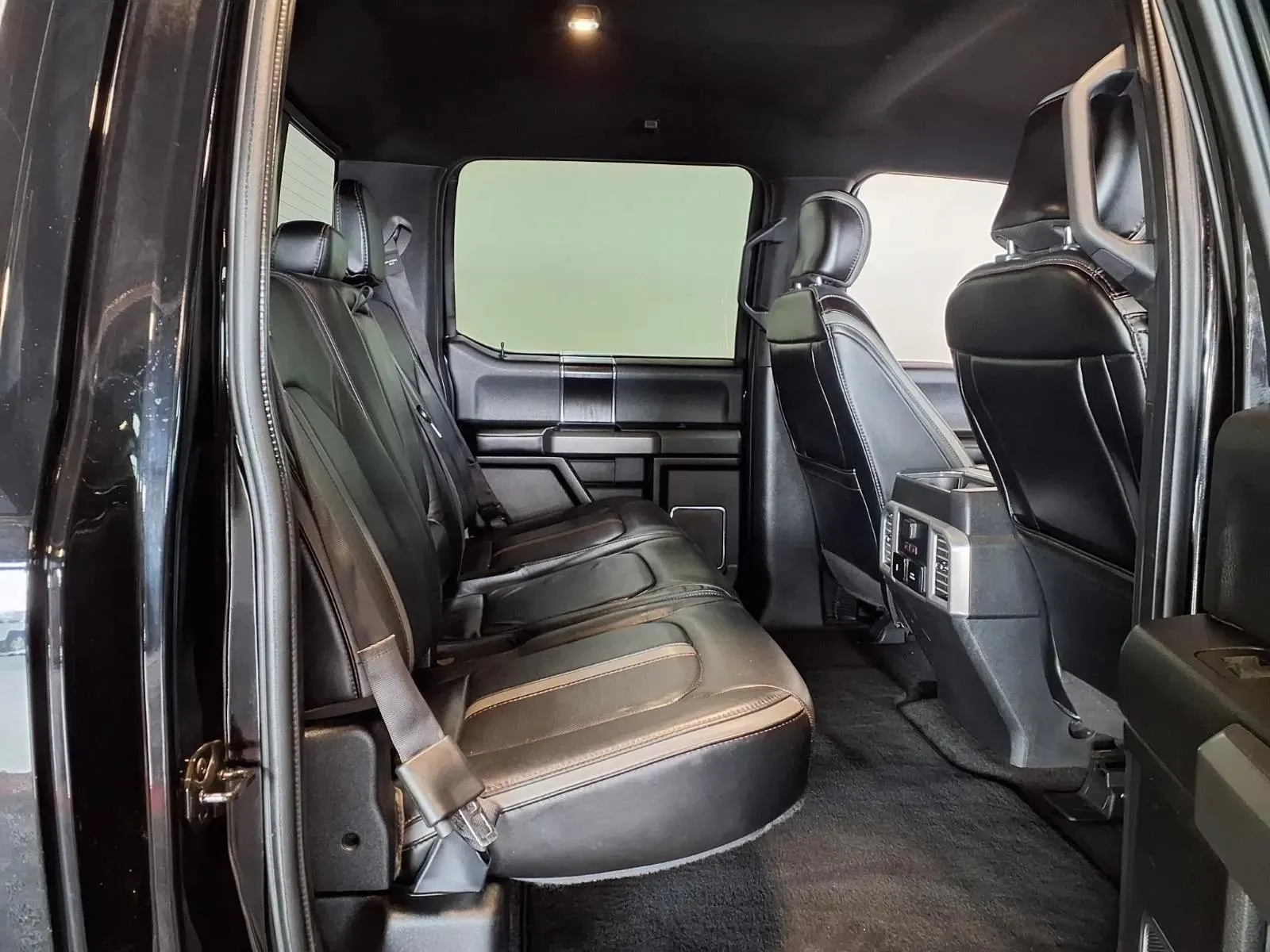 Ford F-150 photo 10
