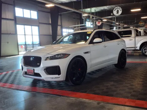 Another view of 2019 Jaguar F-PACE S for sale in Gretna, NE at Gretna Auto Outlet
