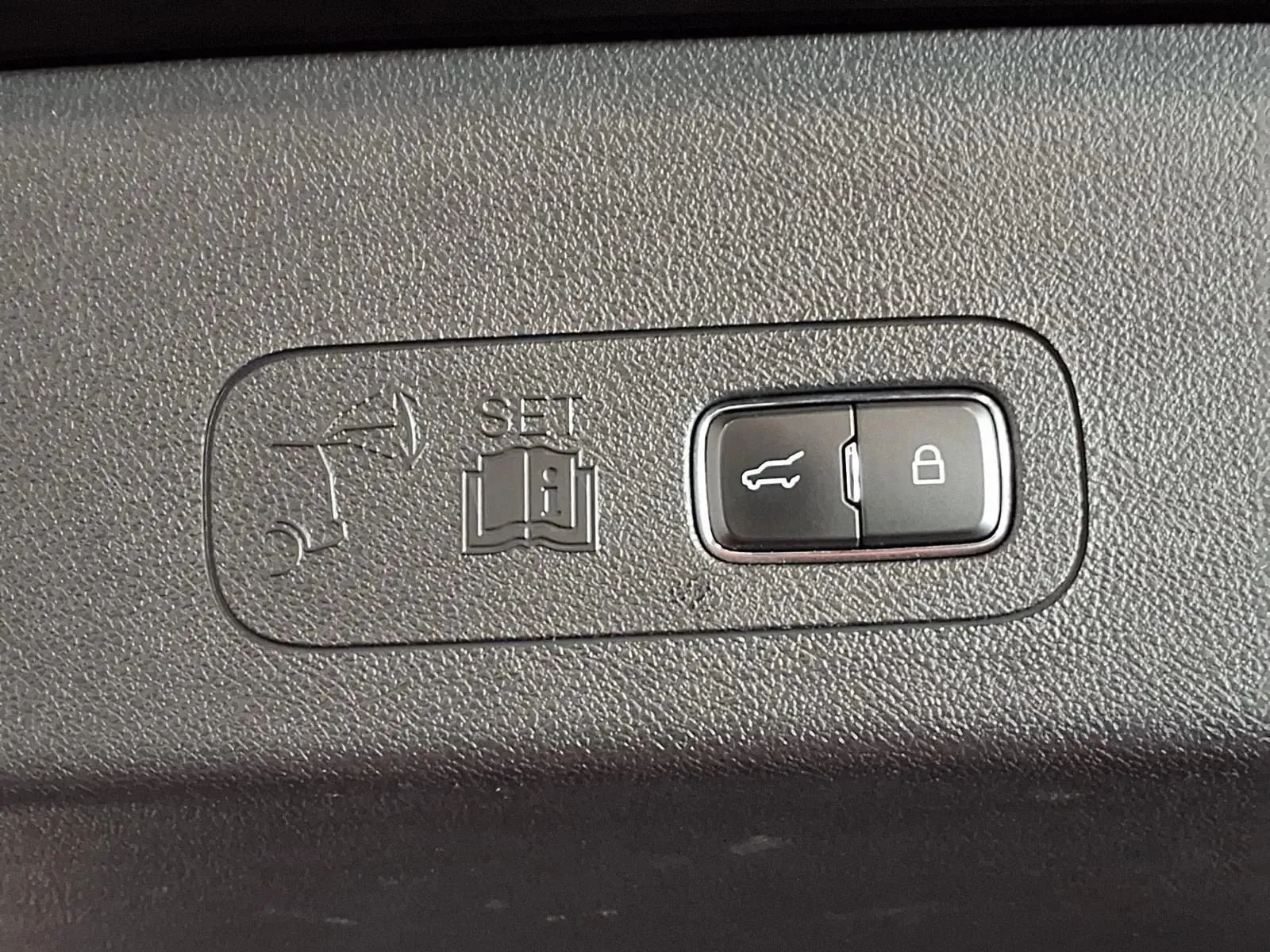 Lincoln Aviator photo 7