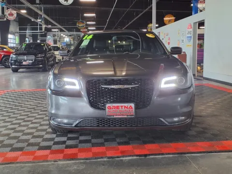 Photos of 2016 Chrysler 300 for sale in Gretna, NE at Gretna Auto Outlet