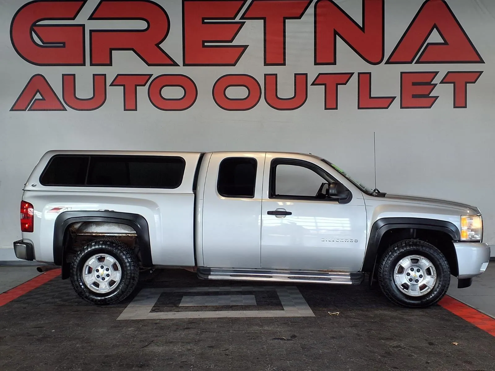 Silver 2011 Chevrolet Silverado 1500 LT for sale in Gretna, NE
