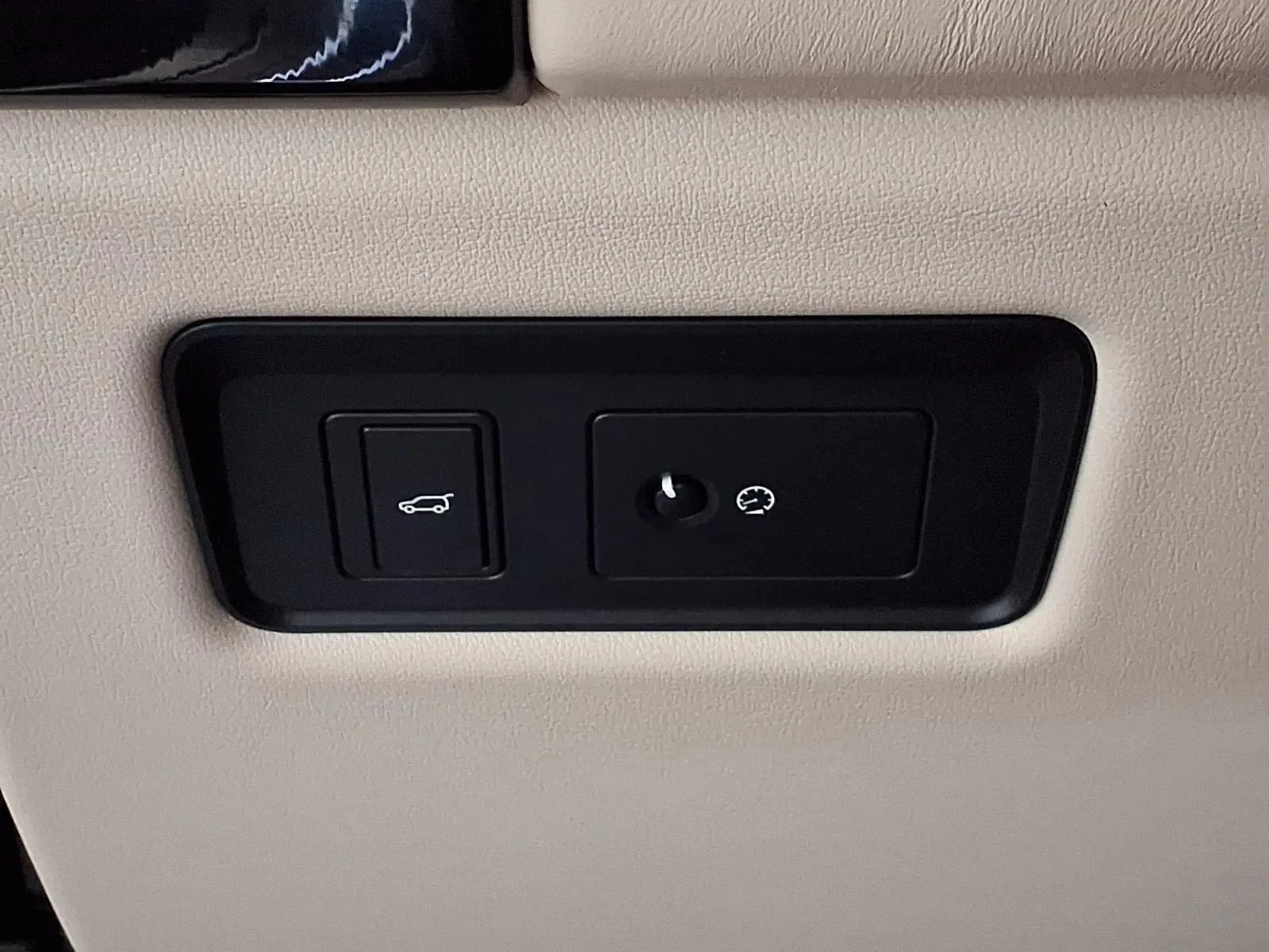 Land Rover Range Rover photo 18