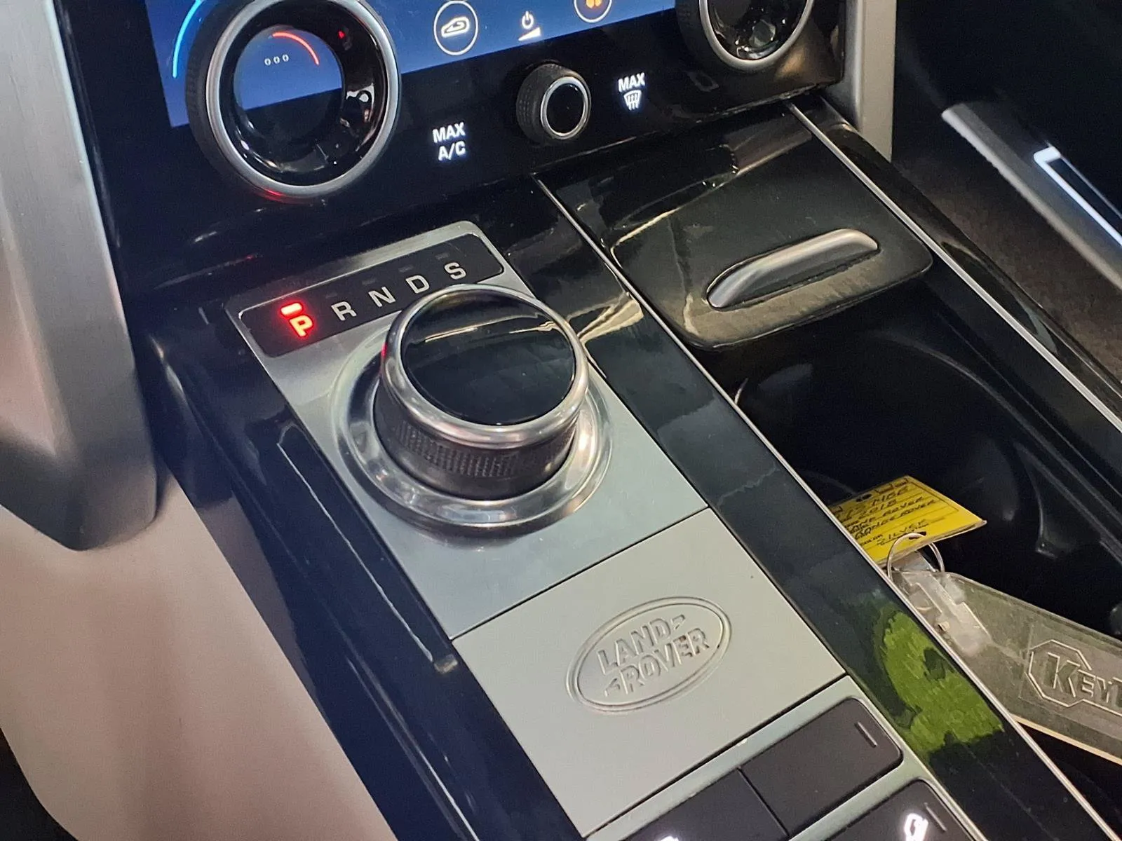 Land Rover Range Rover photo 22