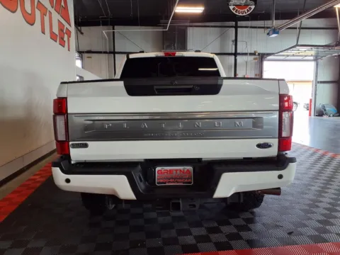More photos of 2020 Ford F-250 Super Duty Platinum at Gretna Auto Outlet, NE