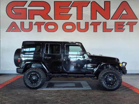 Black 2018 Jeep Wrangler JK Unlimited Sahara for sale in Gretna, NE