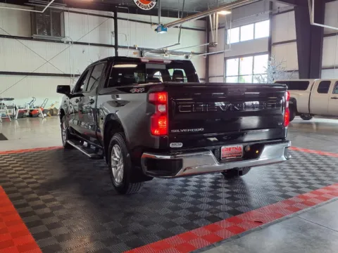 More photos of 2020 Chevrolet Silverado 1500 LT at Gretna Auto Outlet, NE