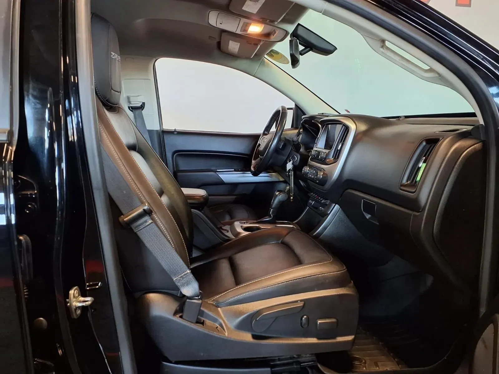Chevrolet Colorado photo 12