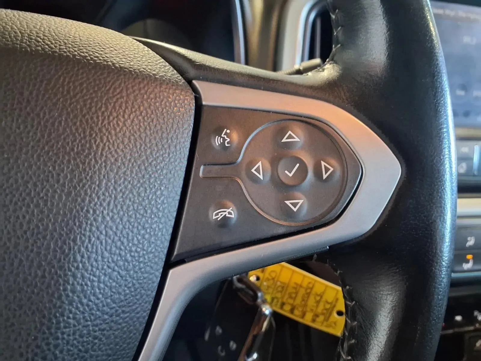 Chevrolet Colorado photo 25