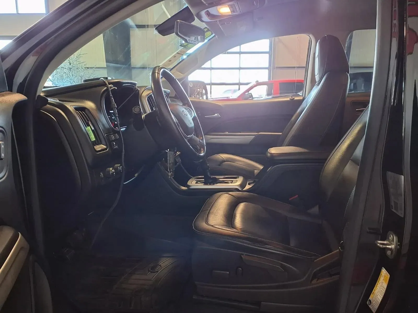 Chevrolet Colorado photo 18