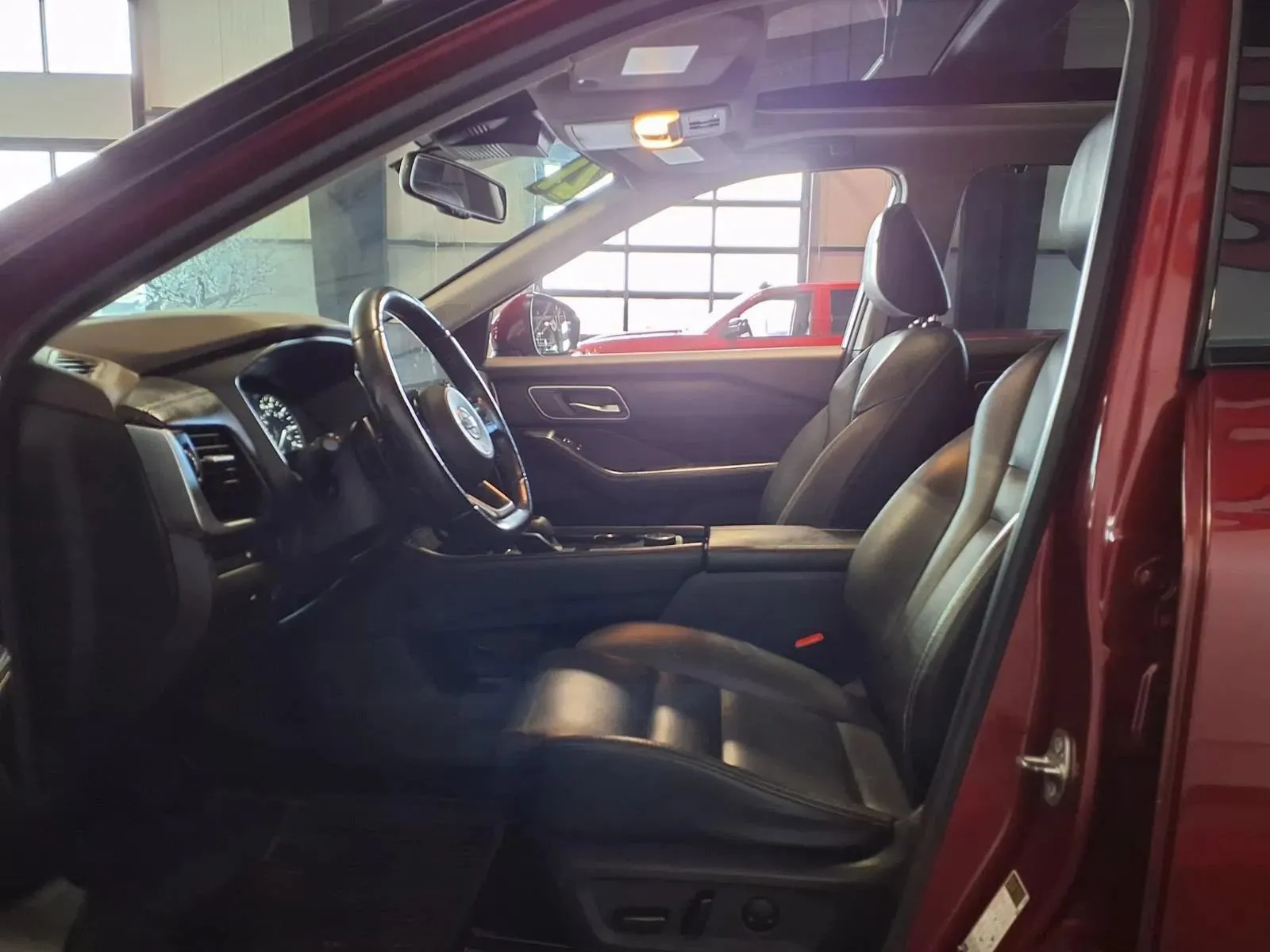 Nissan Rogue photo 18