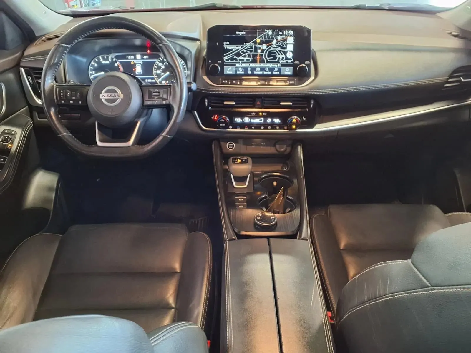 Nissan Rogue photo 16