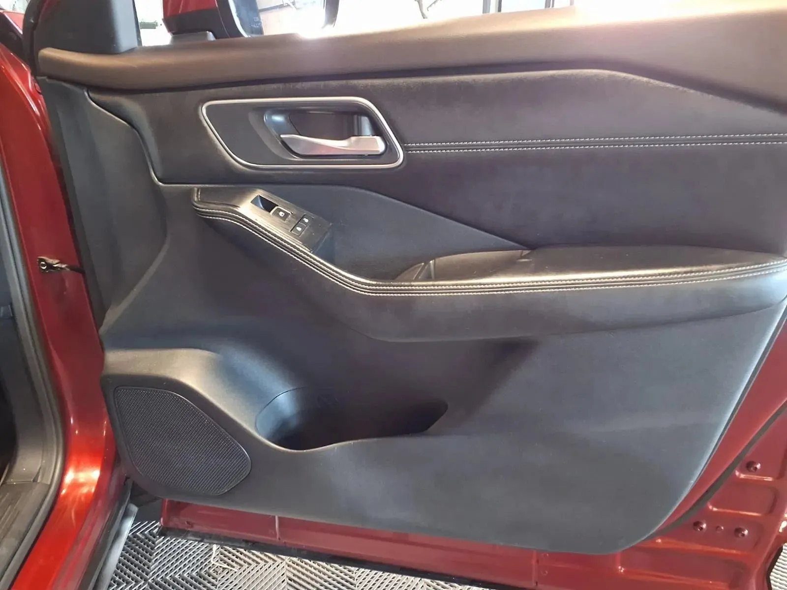 Nissan Rogue photo 13