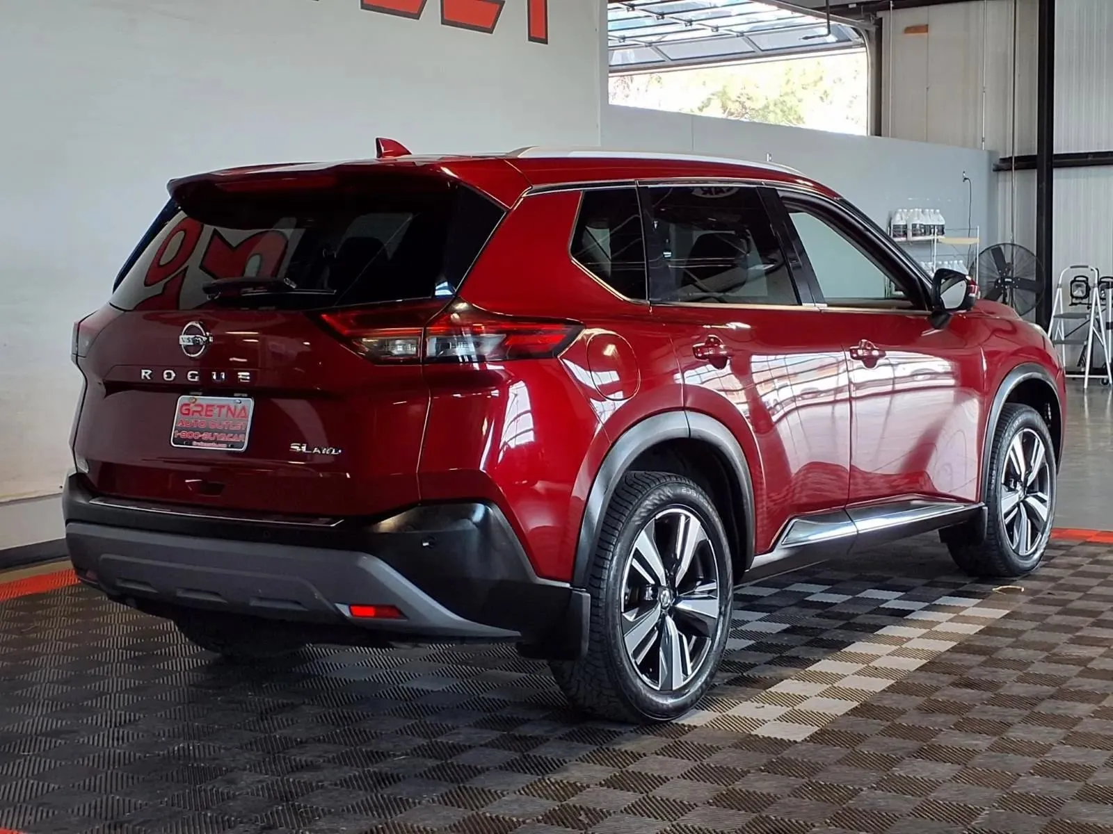 Nissan Rogue photo 8