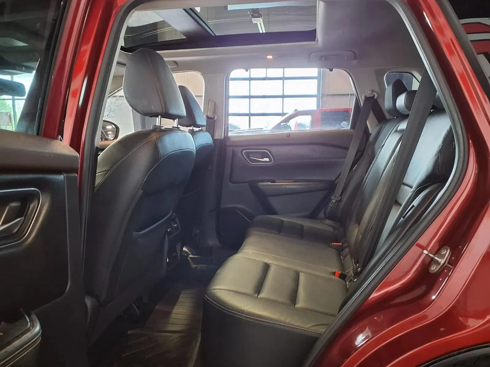 Nissan Rogue photo 14