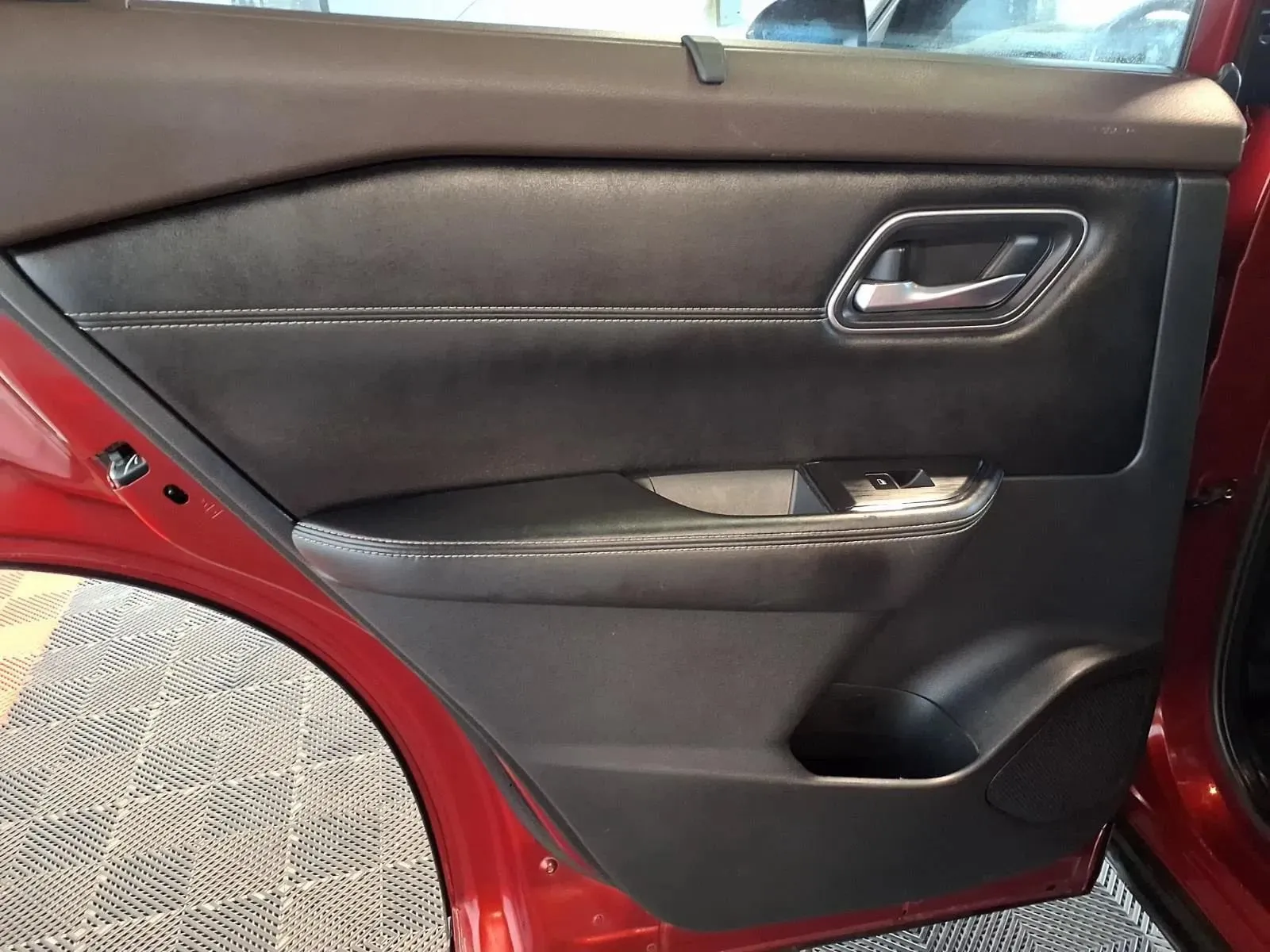 Nissan Rogue photo 15
