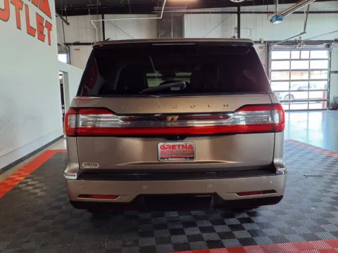 More photos of 2018 Lincoln Navigator L Reserve at Gretna Auto Outlet, NE