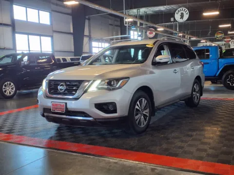 Another view of 2017 Nissan Pathfinder S for sale in Gretna, NE at Gretna Auto Outlet