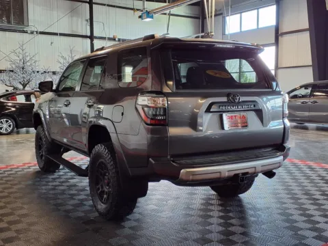 More photos of 2018 Toyota 4Runner TRD Off-Road Premium at Gretna Auto Outlet, NE