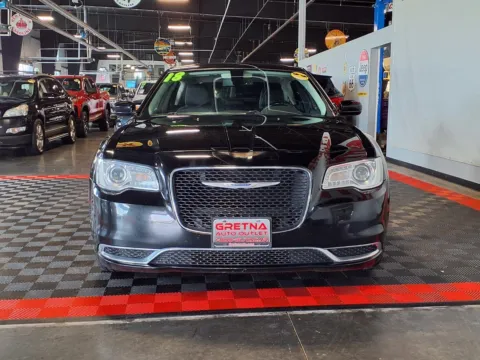 Photos of 2018 Chrysler 300 Touring for sale in Gretna, NE at Gretna Auto Outlet