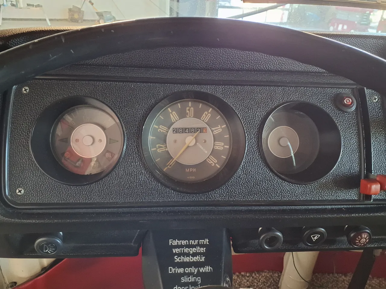 Volkswagen Bus photo 20