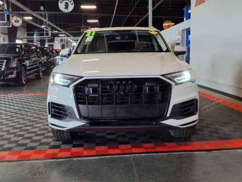 Photos of 2021 Audi Q7 quattro Premium Plus 55 TFSI for sale in Gretna, NE at Gretna Auto Outlet