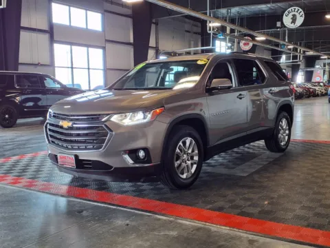 Another view of 2018 Chevrolet Traverse LT Cloth for sale in Gretna, NE at Gretna Auto Outlet