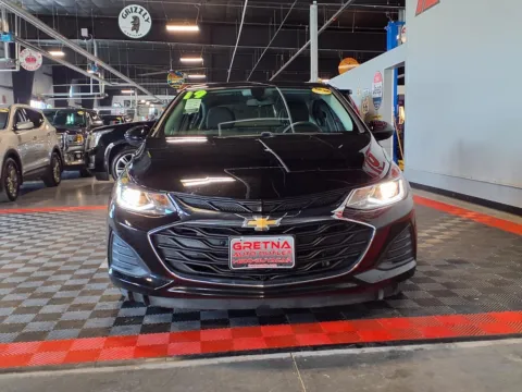 Photos of 2019 Chevrolet Cruze LT for sale in Gretna, NE at Gretna Auto Outlet