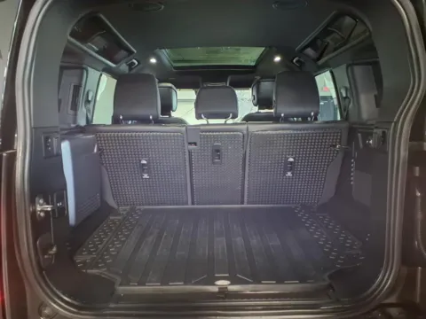 More photos of 2023 Land Rover Defender 110 V8 at Gretna Auto Outlet, NE