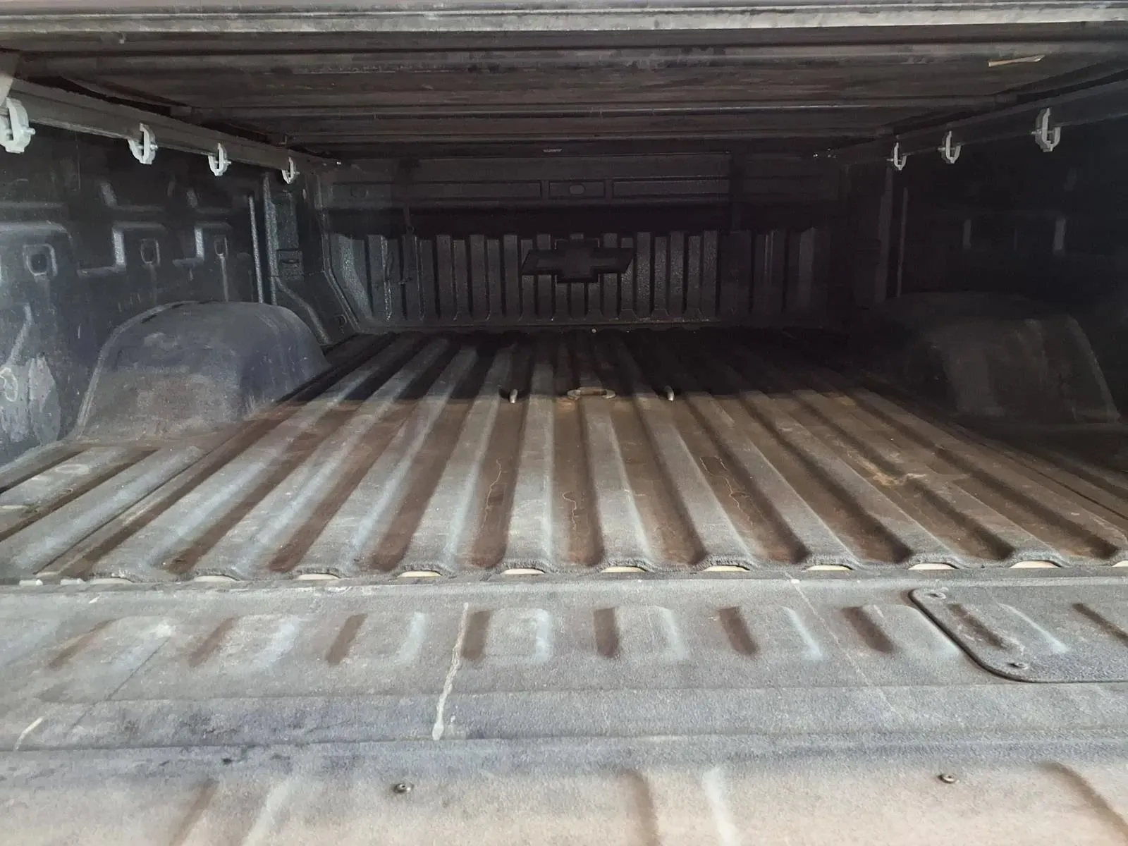 Chevrolet Silverado photo 6