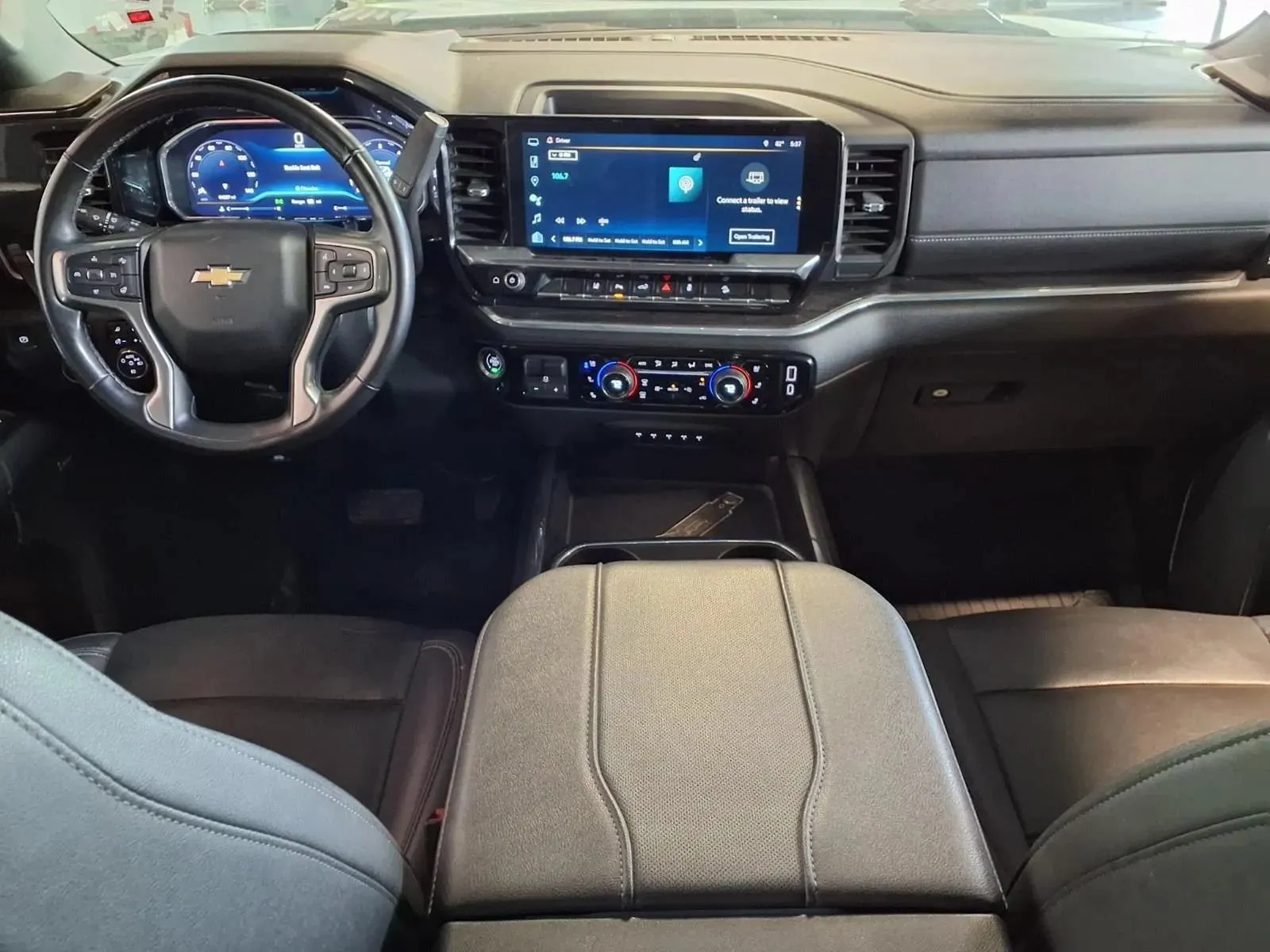 Chevrolet Silverado photo 15
