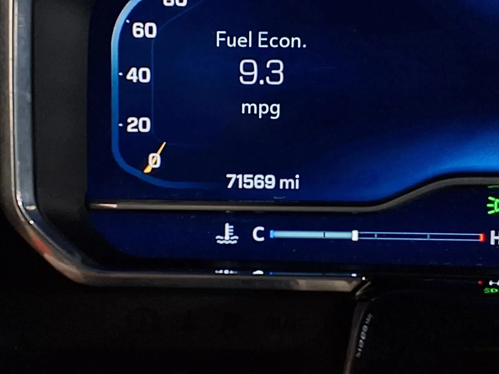 Chevrolet Silverado photo 28