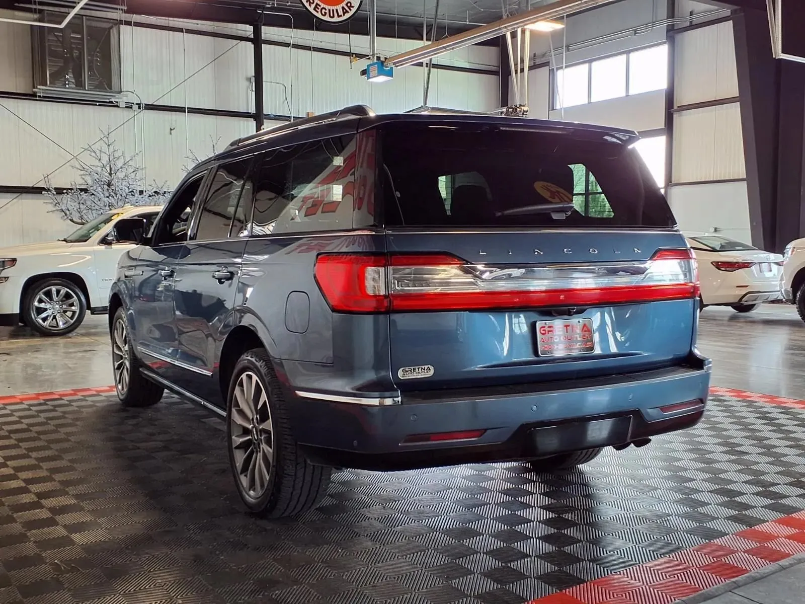 Lincoln Navigator photo 4