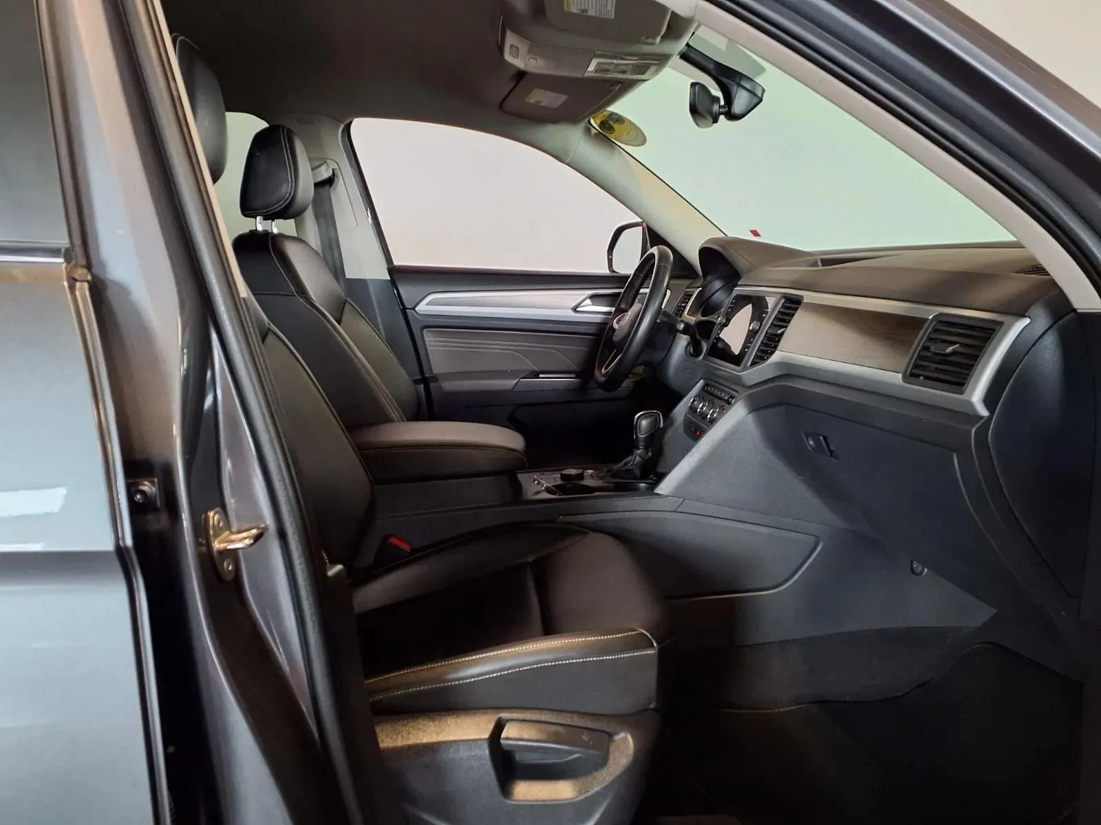 Volkswagen Atlas photo 11